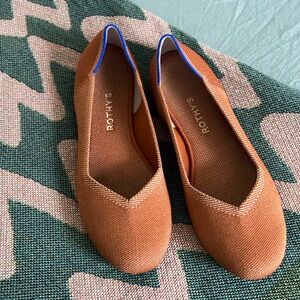 Rothys flat